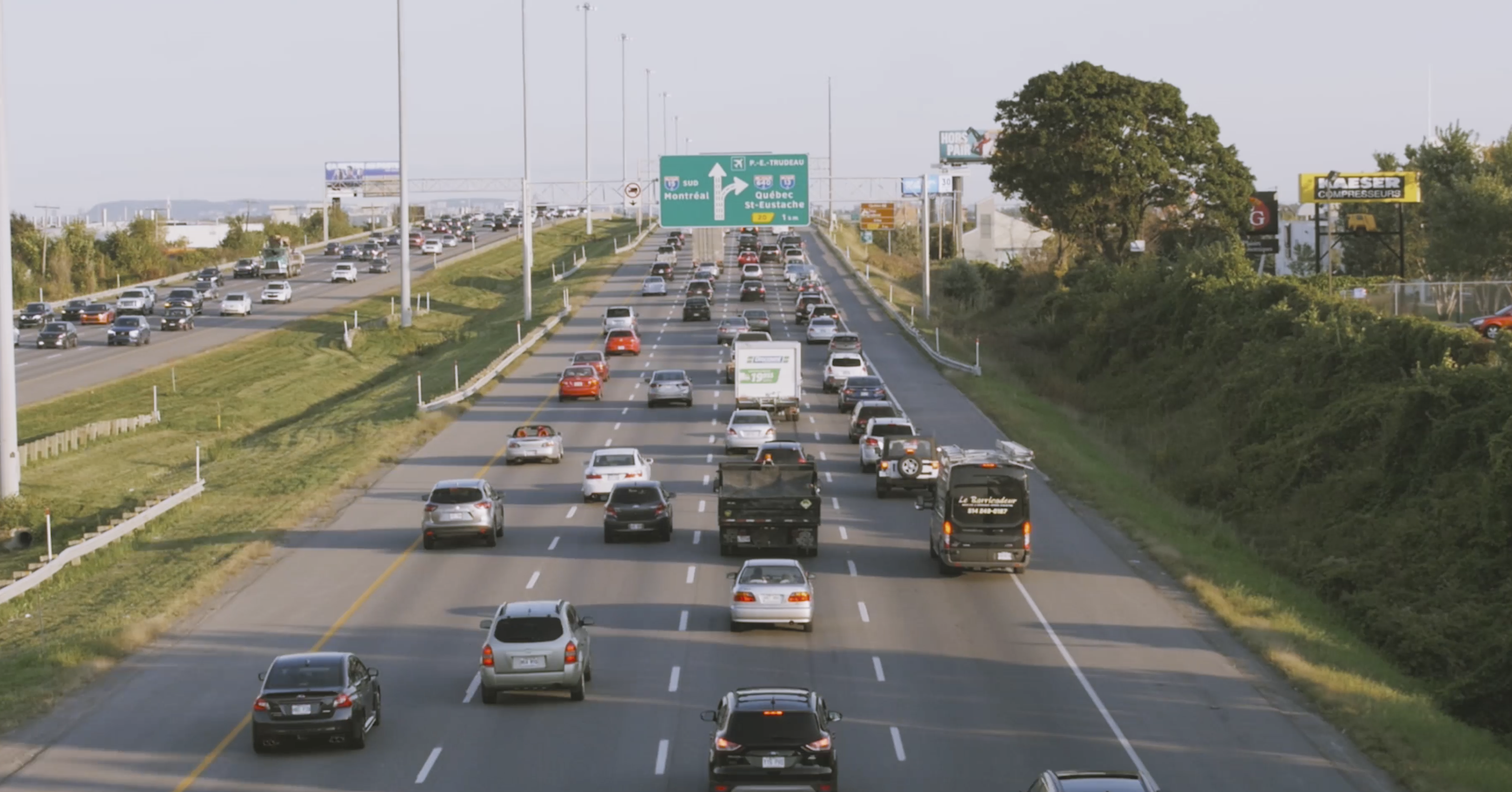 Améliorer le service de transport collectif pour désemcombrer les autoroutes; Éric Girard explique les projets de la CAQ dans Groulx.