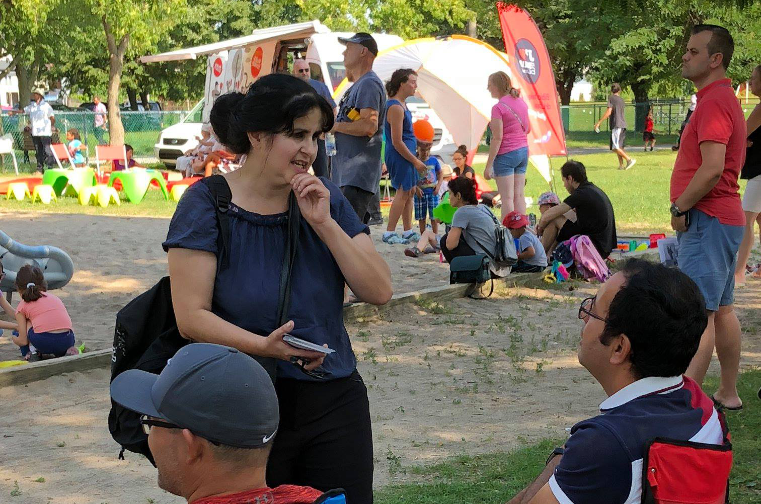 Nora Yata fait campagne sans voiture dans Fabre